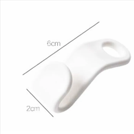 Space-Saving Stackable Hanger