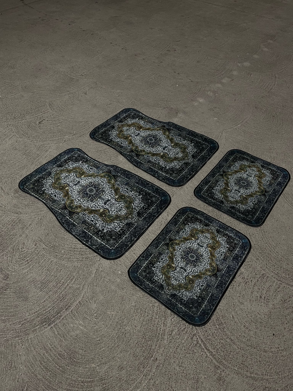 Universal 4-Piece All-Season Car